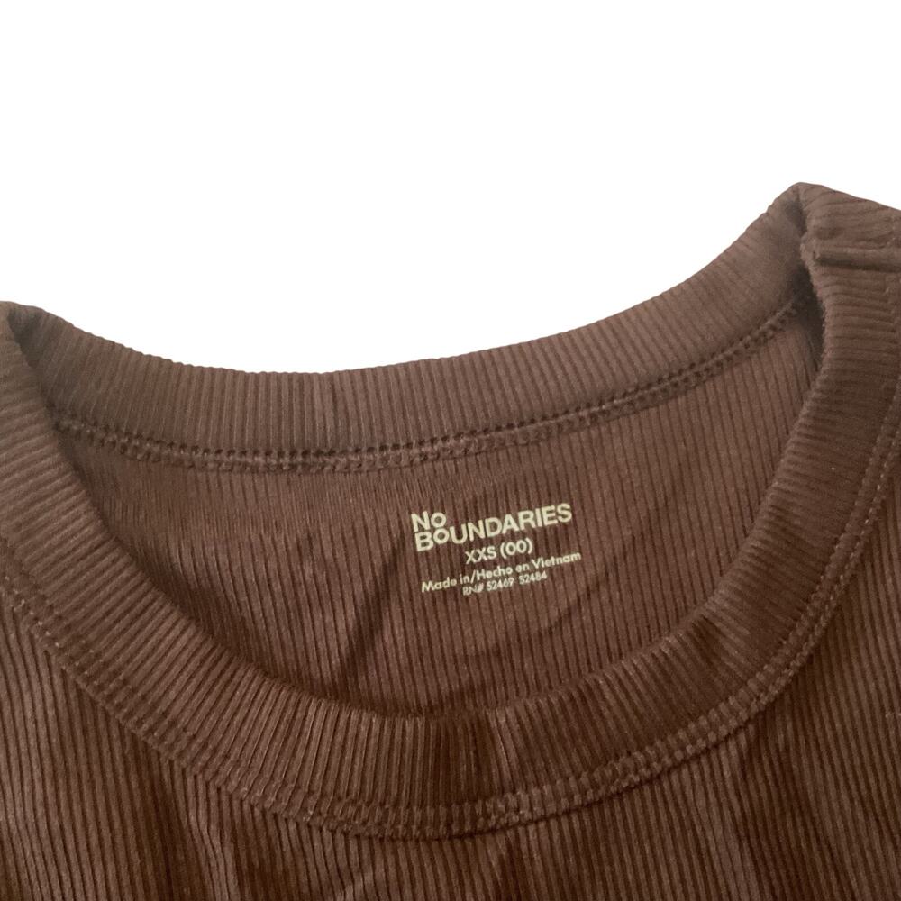 No Boundaries Ribbed Tee - Picture 4 of 6